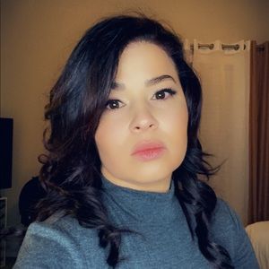 Meet your Posher, Nailly